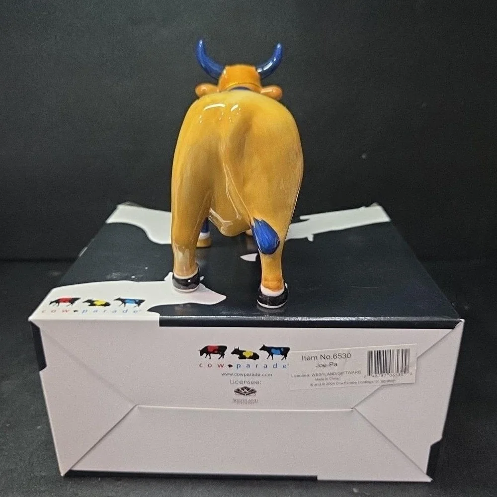 Cow Parade Joe-pa Figurine,‎ Westland Giftware, Collectible #6530, Box/Tag